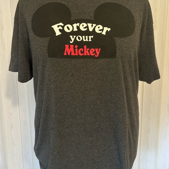 Mickey / Minnie Forever Yours Disney’s Theme Park Tees Lot of 2 - Picture 6 of 7